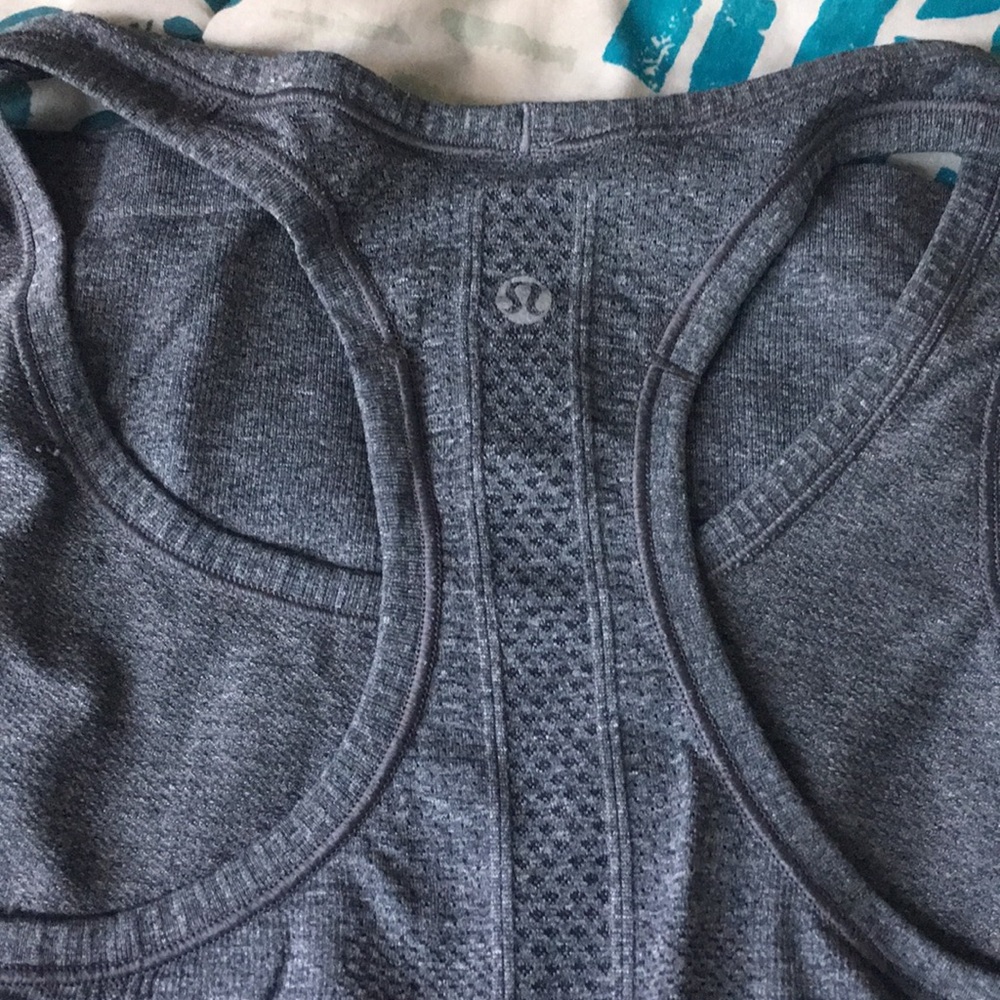 Lululemon tank top